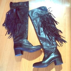 Boots / very stylish and comfy